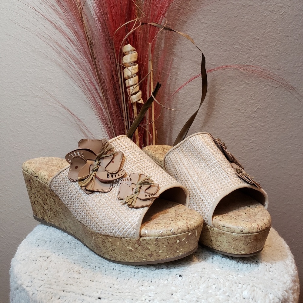 Jaclyn Smith shoes